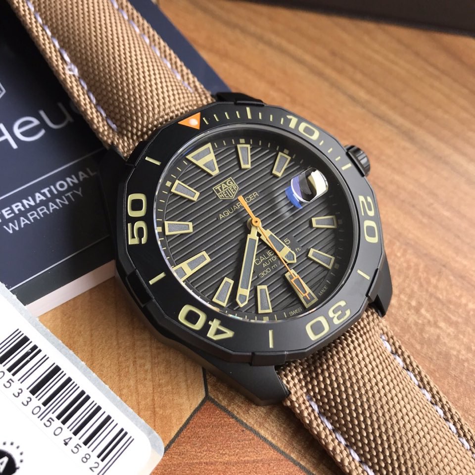 TAG Heuer Aquaracer Watch, 43mm