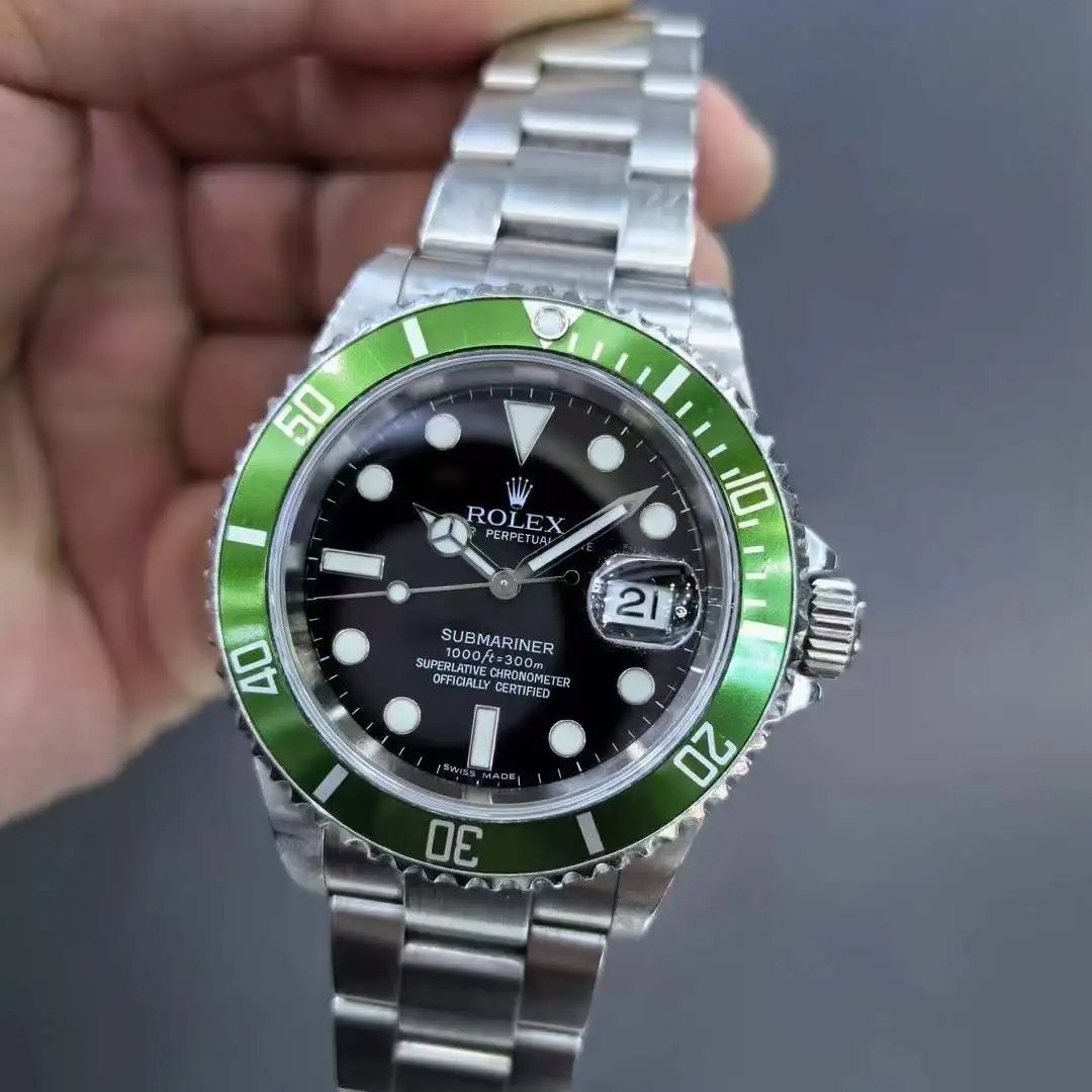 Rolex Submariner Series 116610LV-0002 – Green Dial (The First Generation Submariner with Green Dial) Watch