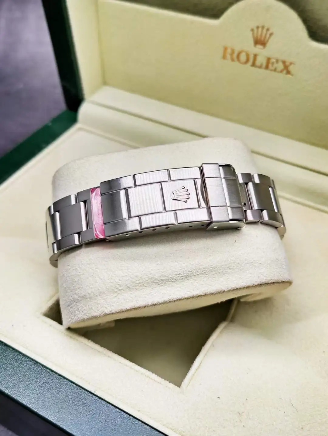 Rolex Submariner Series 116610LV-0002 – Green Dial (The First Generation Submariner with Green Dial) Watch