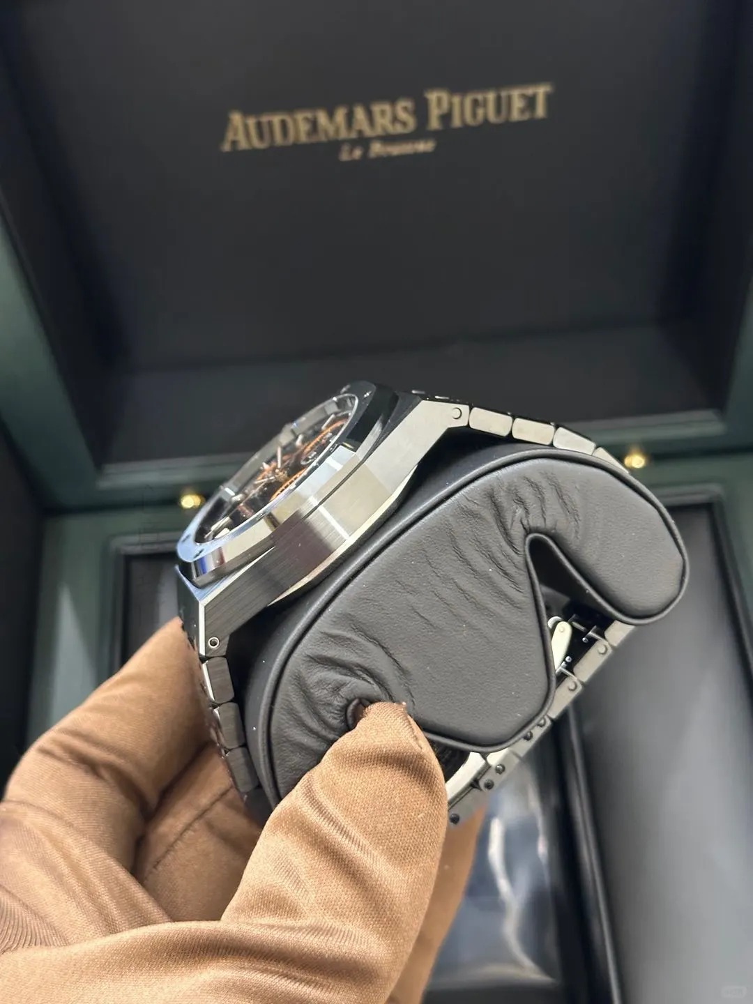 Audemars Piguet Royal Oak 26240CE.OO.1225CE.02 watch