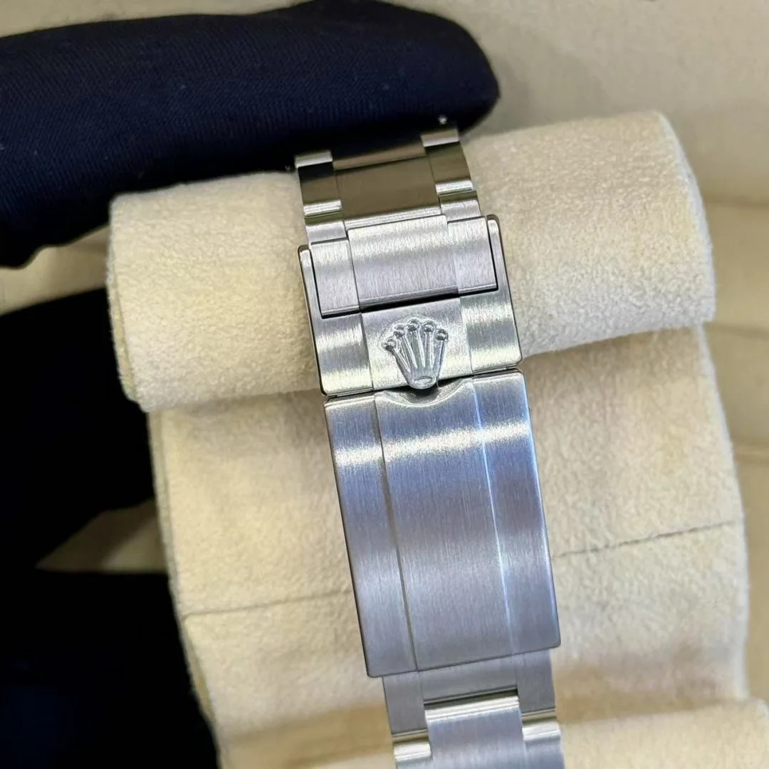 Rolex Explorer series watch M124270-0001