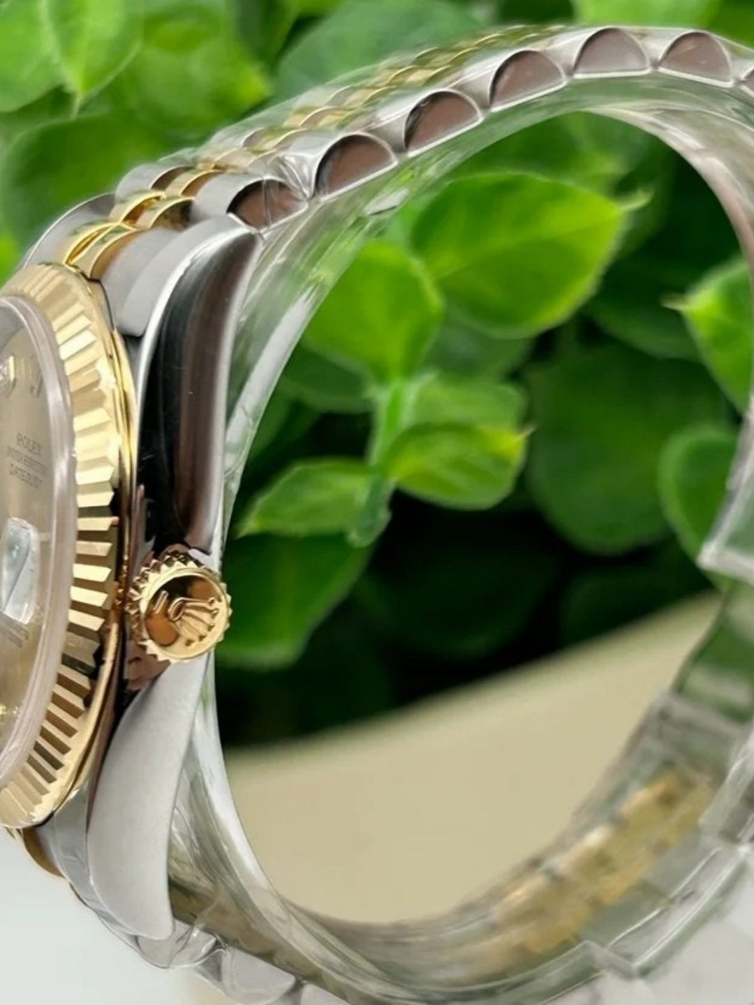 Rolex Day-Date series 116233 champagne dial with diamonds ( champagne dial with diamonds) watch