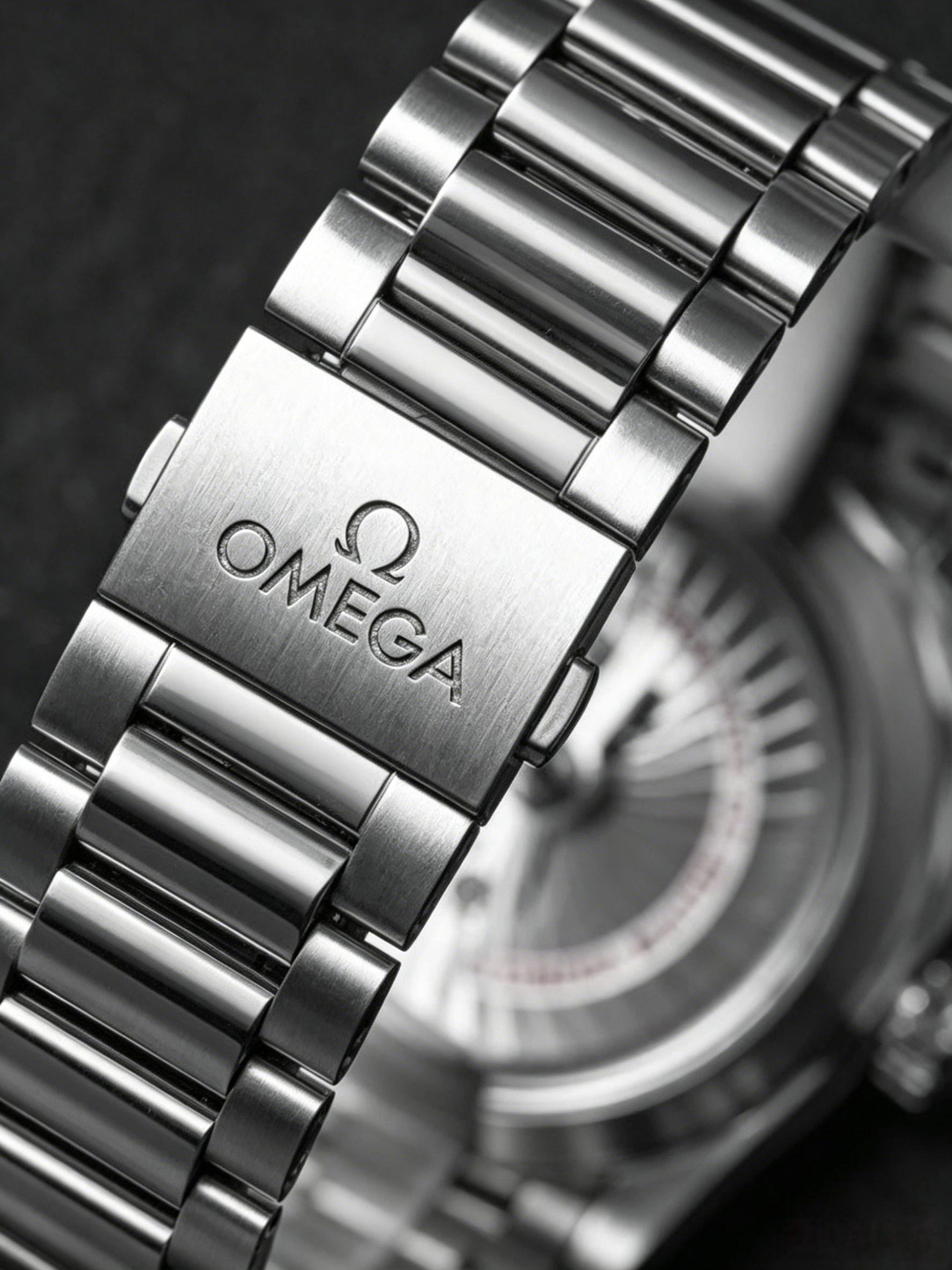 Omega Seamaster Series 220.10.41.21.03.006 Turquoise Watch