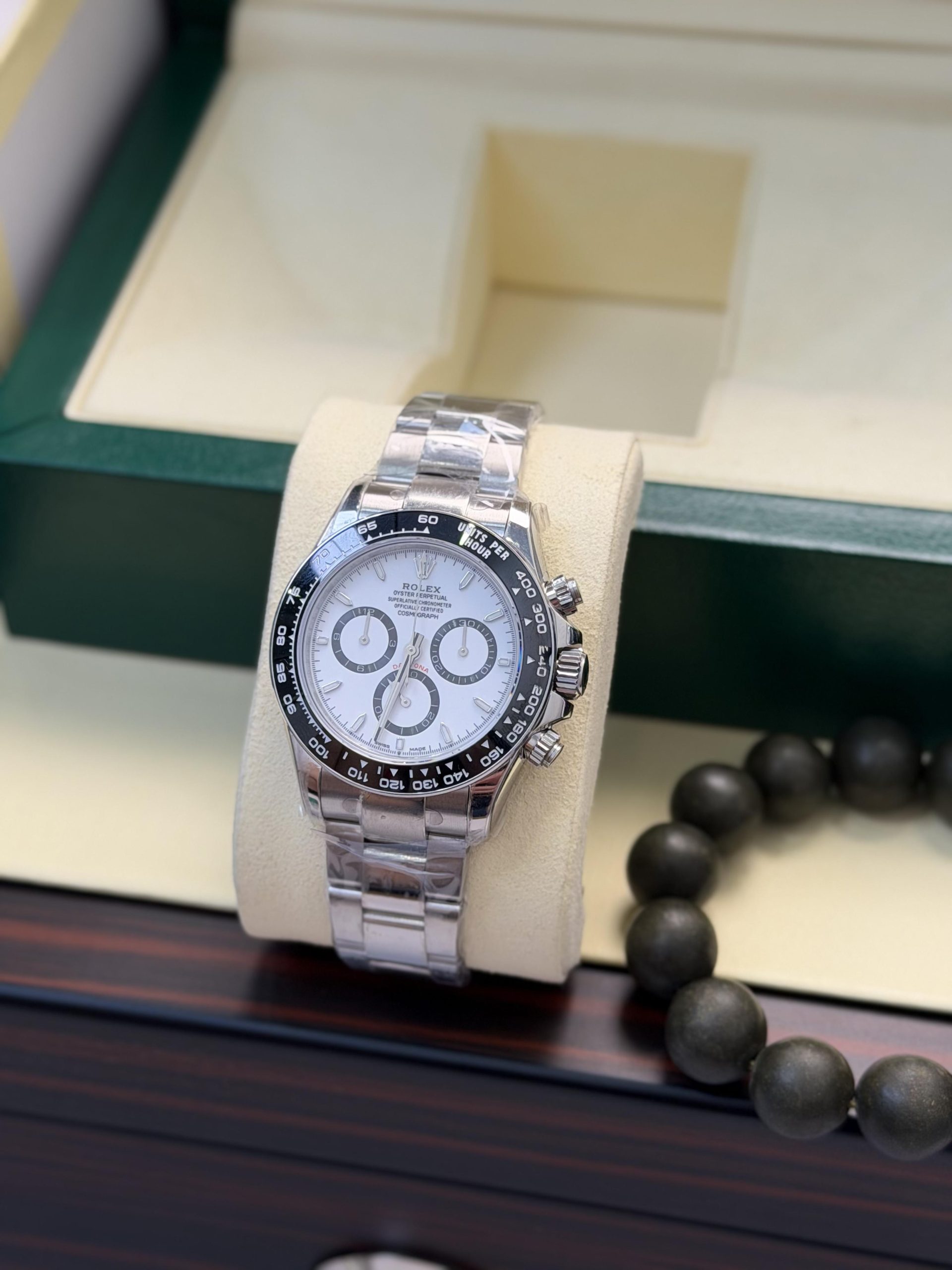 Rolex Cosmos Chronograph Daytona Series M126500LN-0001