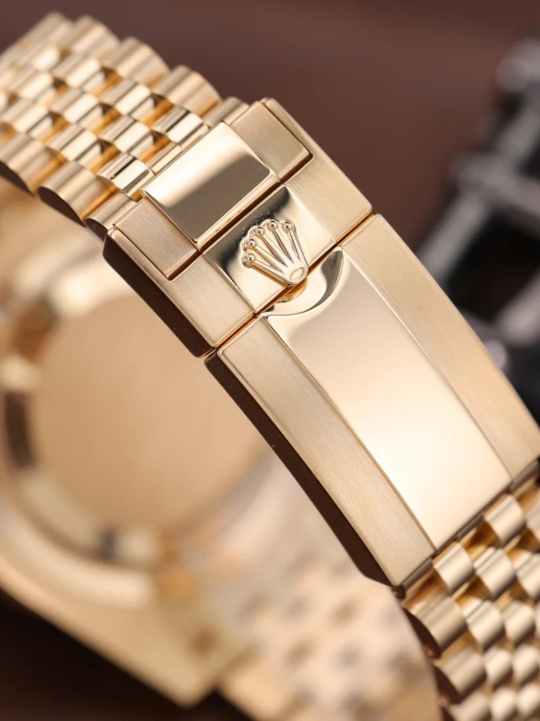 Rolex Greenwich II Series M126718GRNR-0001  Watch