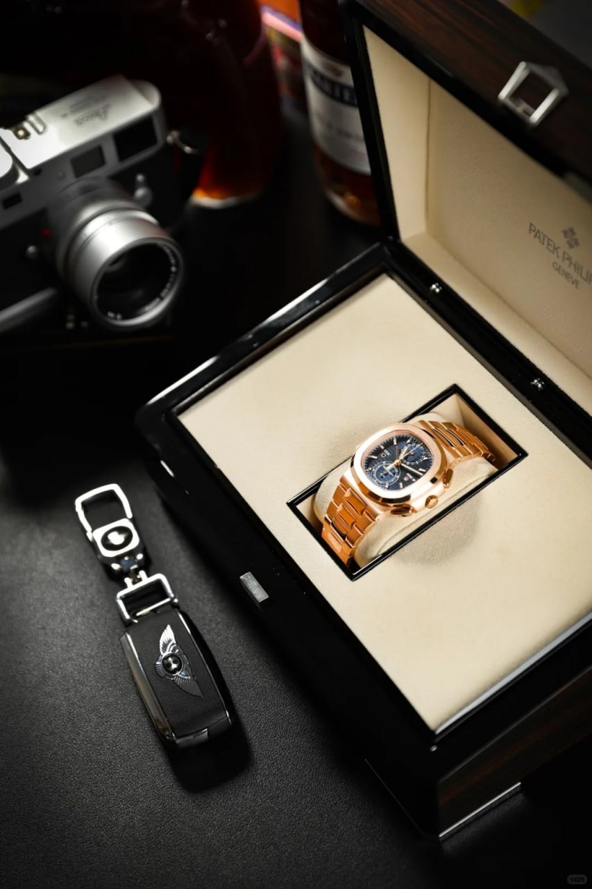 Patek Philippe Sport Elegant Series 5990/1R-001 Watch