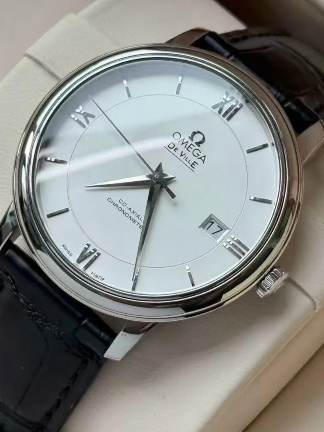 Omega De Ville 424.13.40.20.02.001  watch