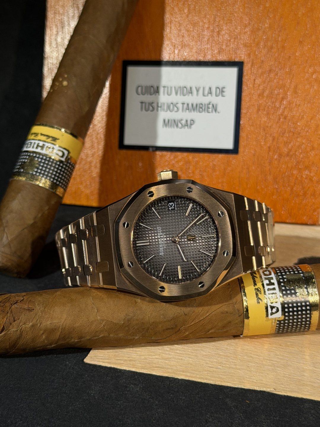 Audemars Piguet Royal Oak Series 16202 OR.OO.1240 OR.02  Watch