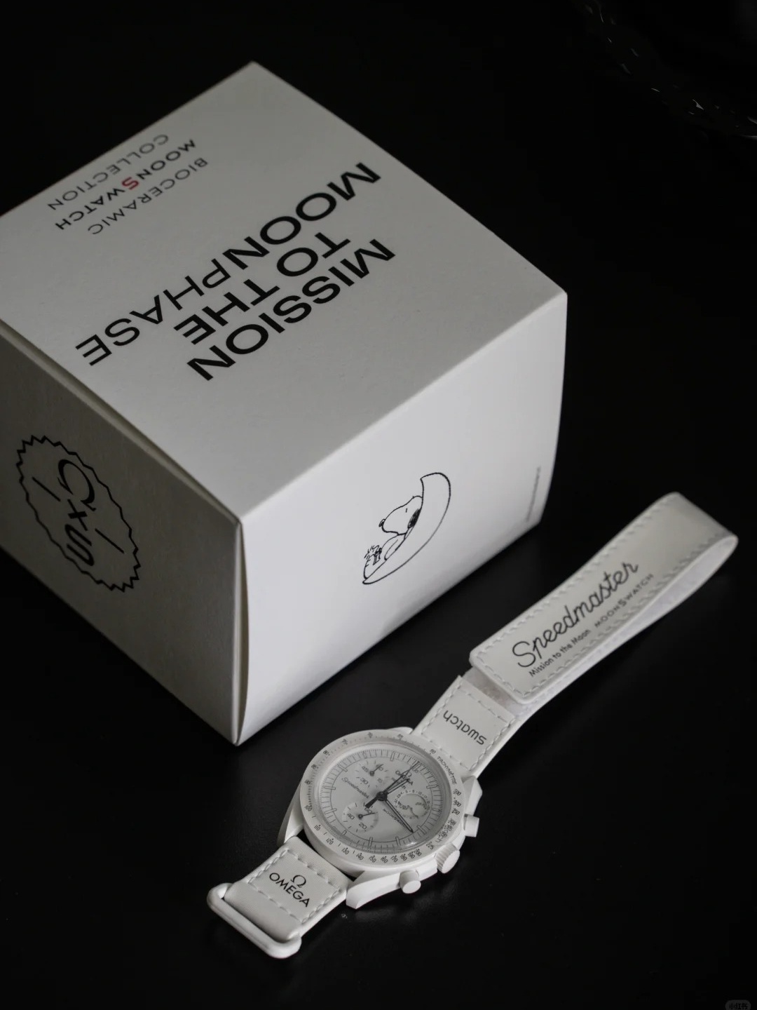 Swatch BIOCERAMIC MOONSWATCH series SO33W700  watch