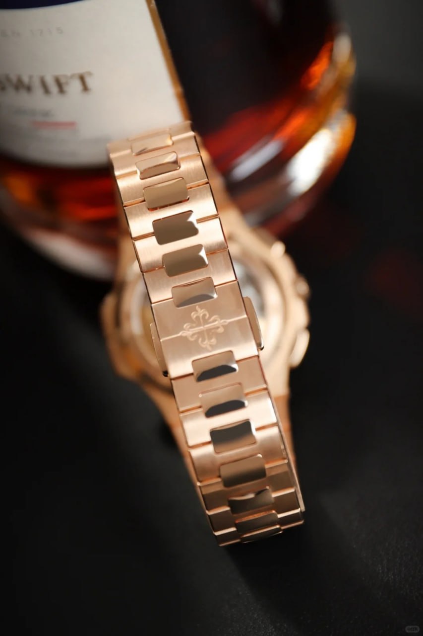 Patek Philippe Sport Elegant Series 5990/1R-001 Watch