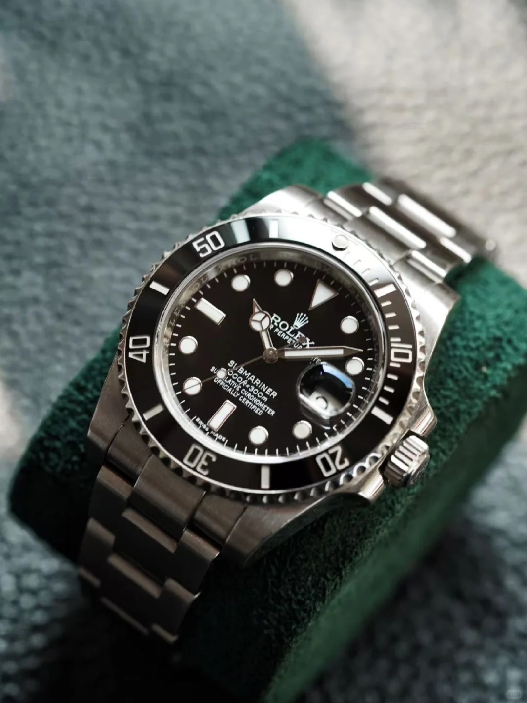 Rolex Submariner Series M124060-0001 (M1240600001) Watch
