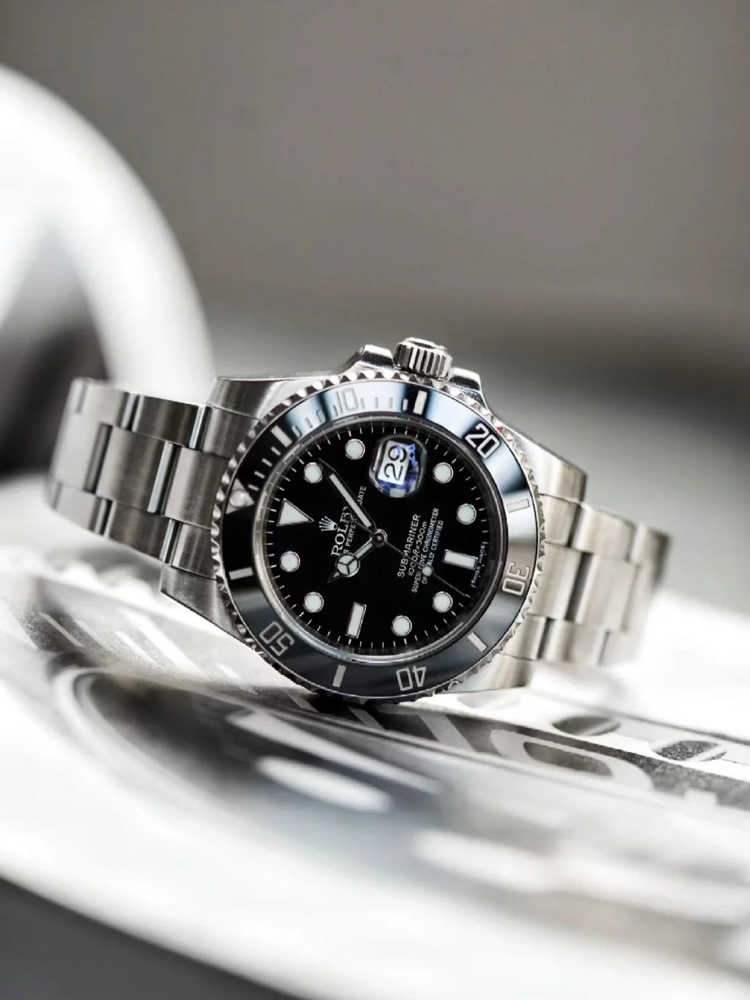 Rolex Submariner Series M124060-0001 (M1240600001) Watch