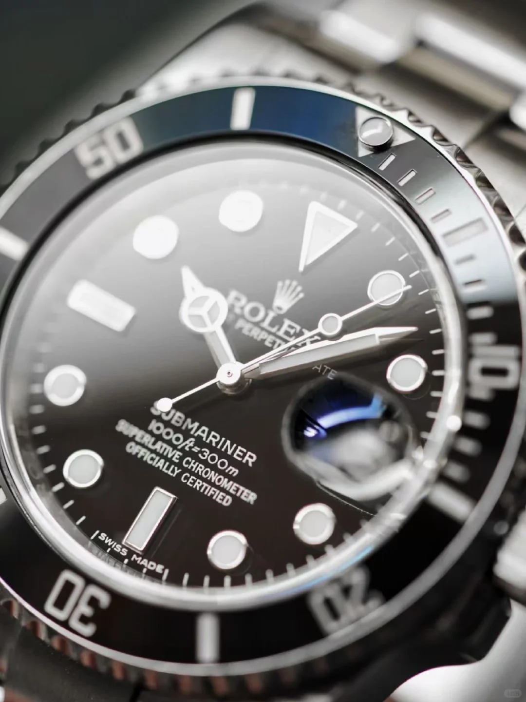 Rolex Submariner Series M124060-0001 (M1240600001) Watch