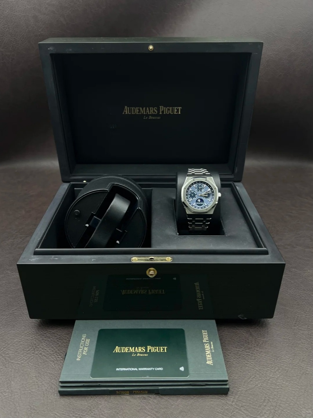 Audemars Piguet Royal Oak Series 26574ST.OO.1220ST.03 Watch