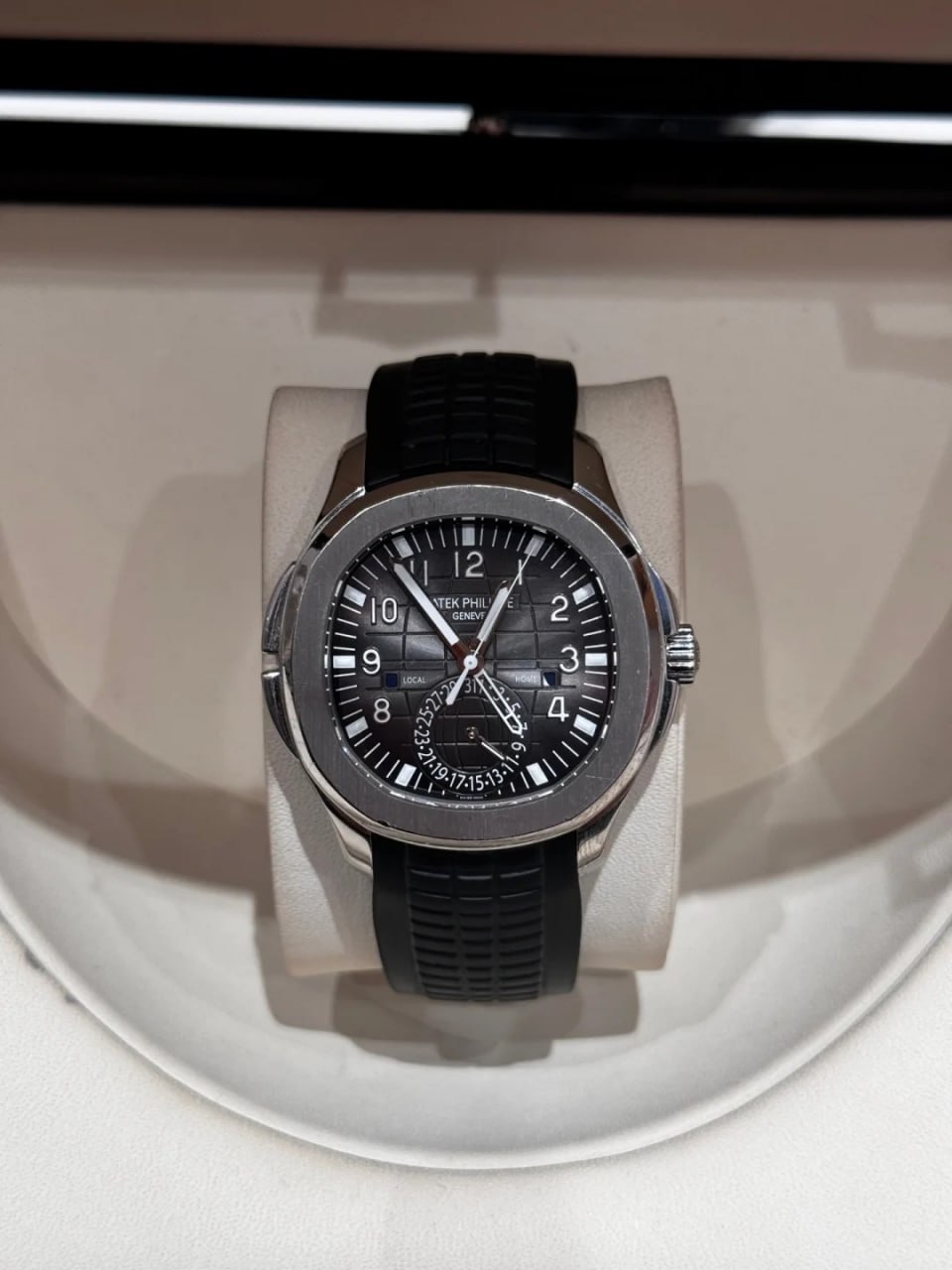 Patek Philippe AQUANAUT Series 5164A-001 Watch