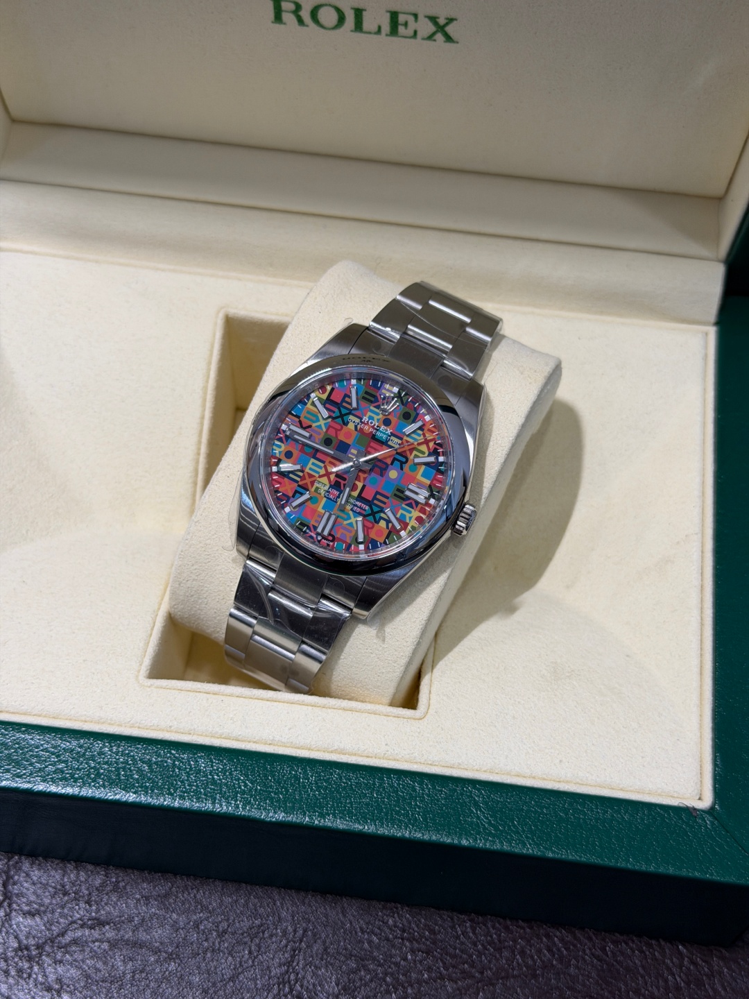 Rolex Oyster Perpetual series M126000-0016 watch