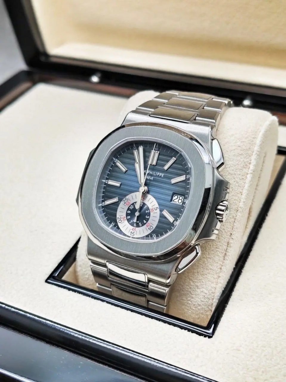 Patek Philippe Sport Elegant Series 5980/1A-001 Stainless Steel Narwhal Watch
