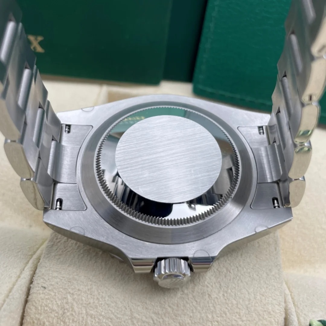 Rolex Submariner series  New Silver Ghost M126610LV0002 watch