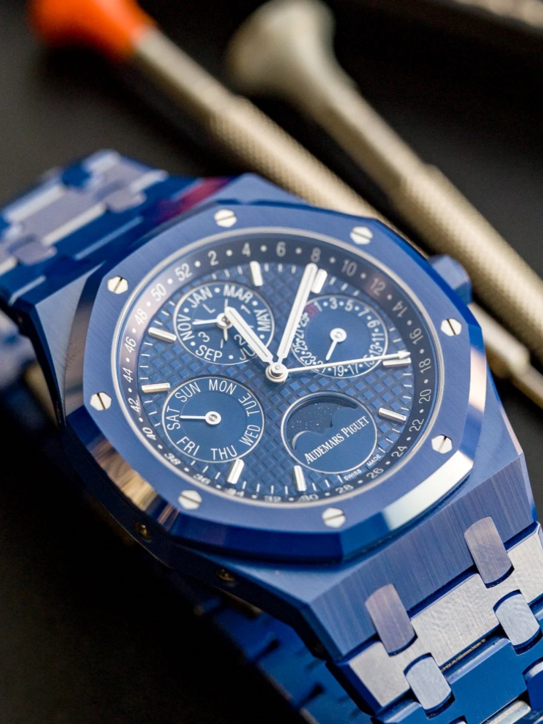 Audemars Piguet Royal Oak Series 26579CS.OO.1225CS.01 Watch