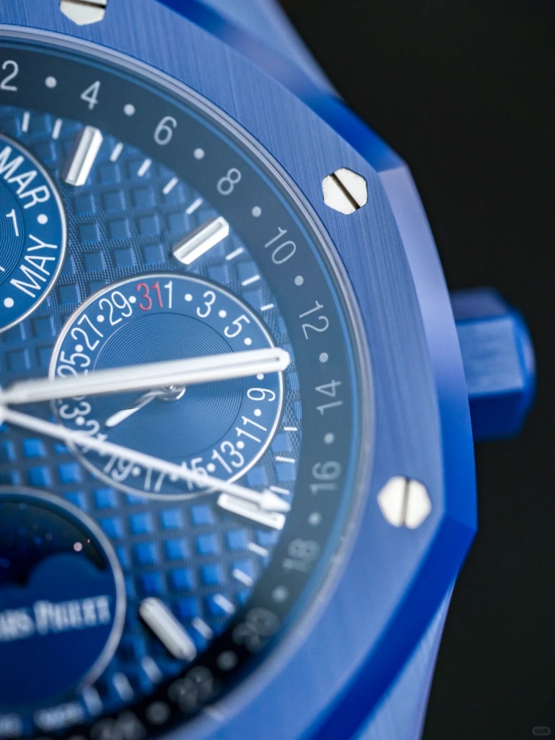 Audemars Piguet Royal Oak Series 26579CS.OO.1225CS.01 Watch