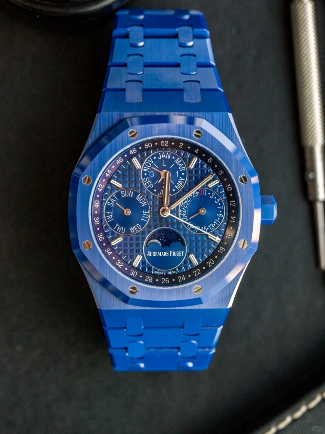 Audemars Piguet Royal Oak Series 26579CS.OO.1225CS.01 Watch