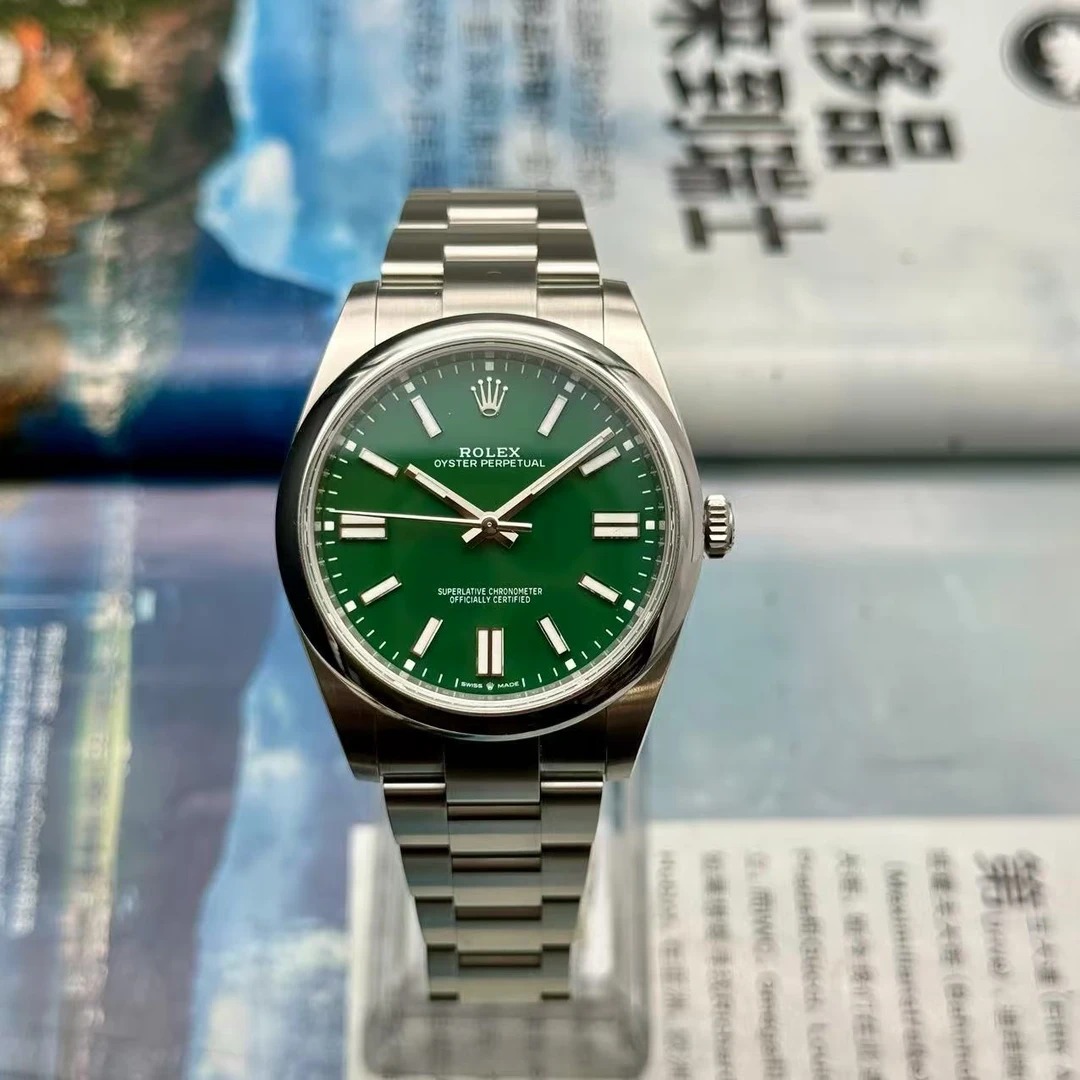 Rolex Oyster Perpetual series M124300-0005 watch