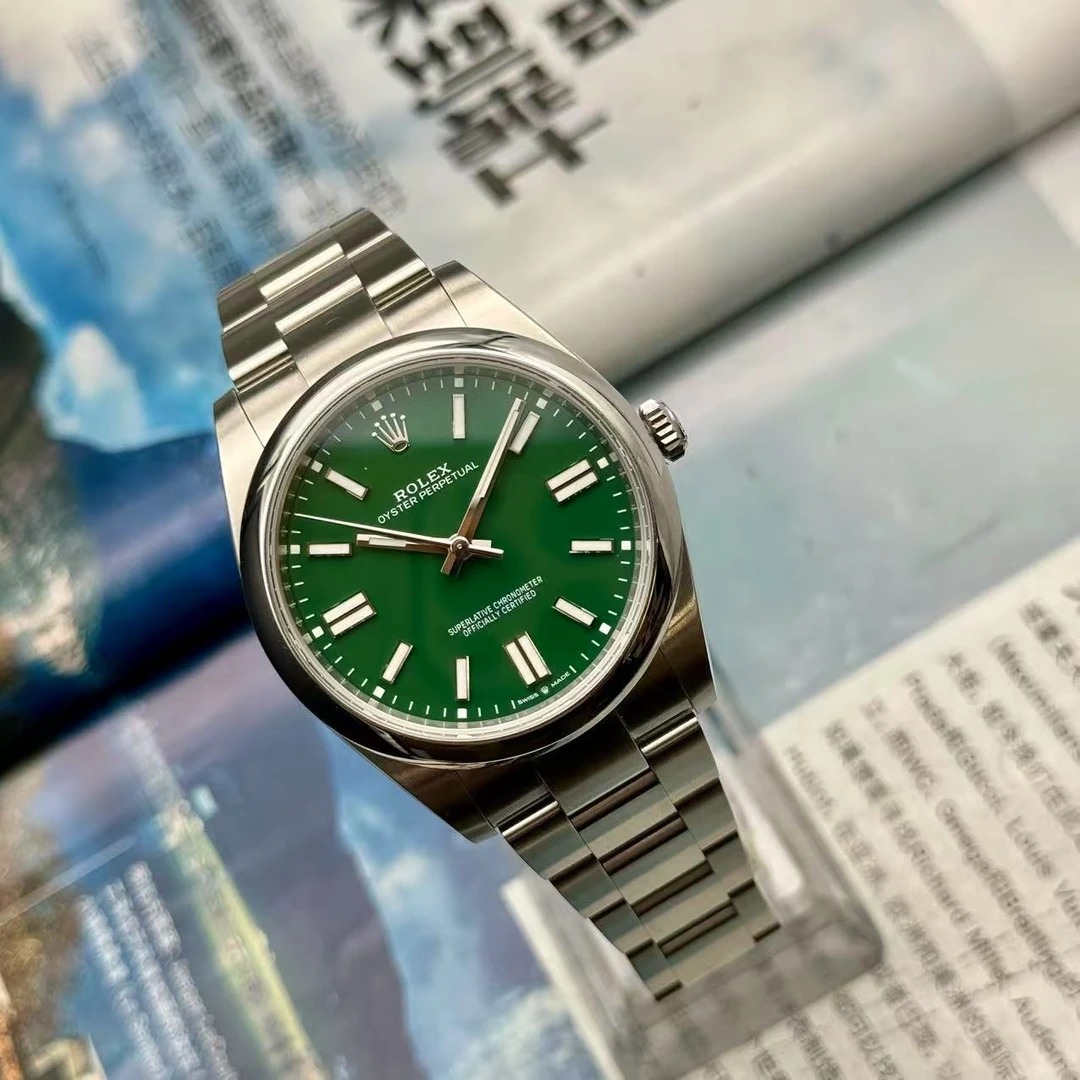 Rolex Oyster Perpetual series M124300-0005 watch